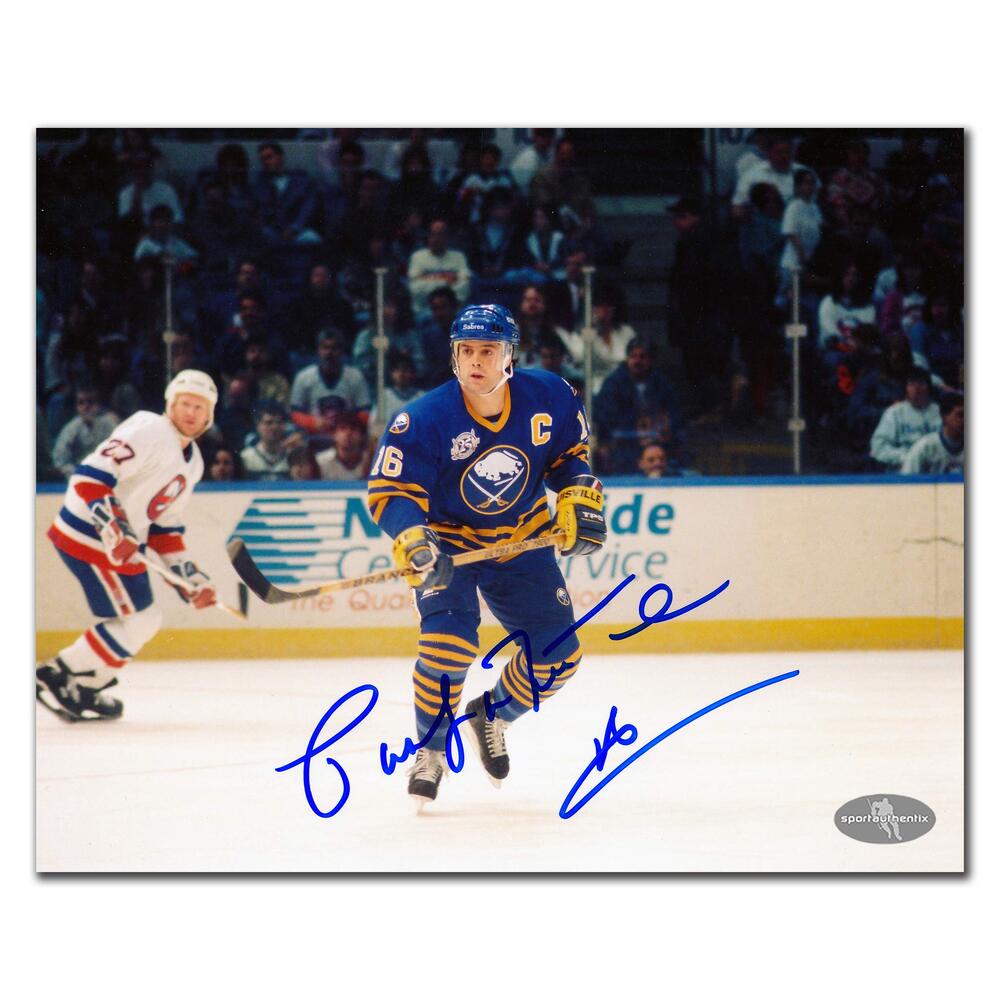 Pat Lafontaine Buffalo Sabres CAPTAIN Autographed 8x10