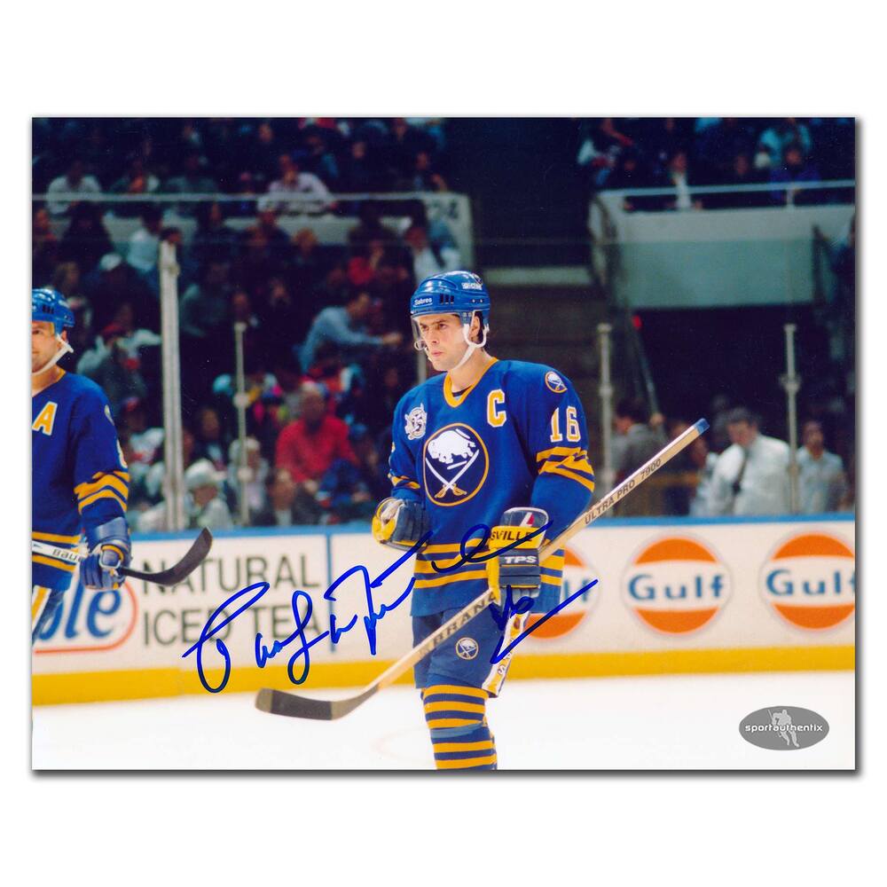 Pat Lafontaine Buffalo Sabres ON ICE Autographed 8x10