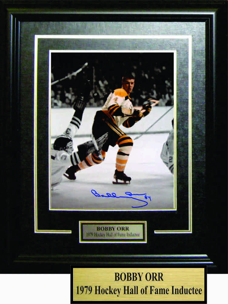 Bobby Orr - Signed & Framed 8x10