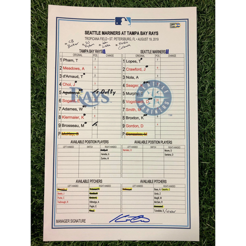 Game-Used or Autographed All auctions | MLB Auctions