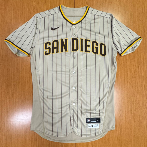 PADRES DARVISH 11 ユニフォーム 新品　MLB公式 Men's San Diego Padres Yu Darvish Nike White City Connect