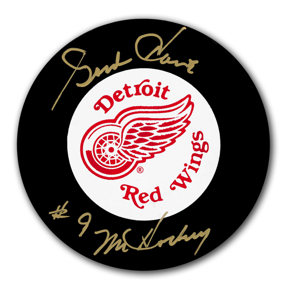 Gordie Howe Detroit Red Wings Mr. Hockey Autographed Puck