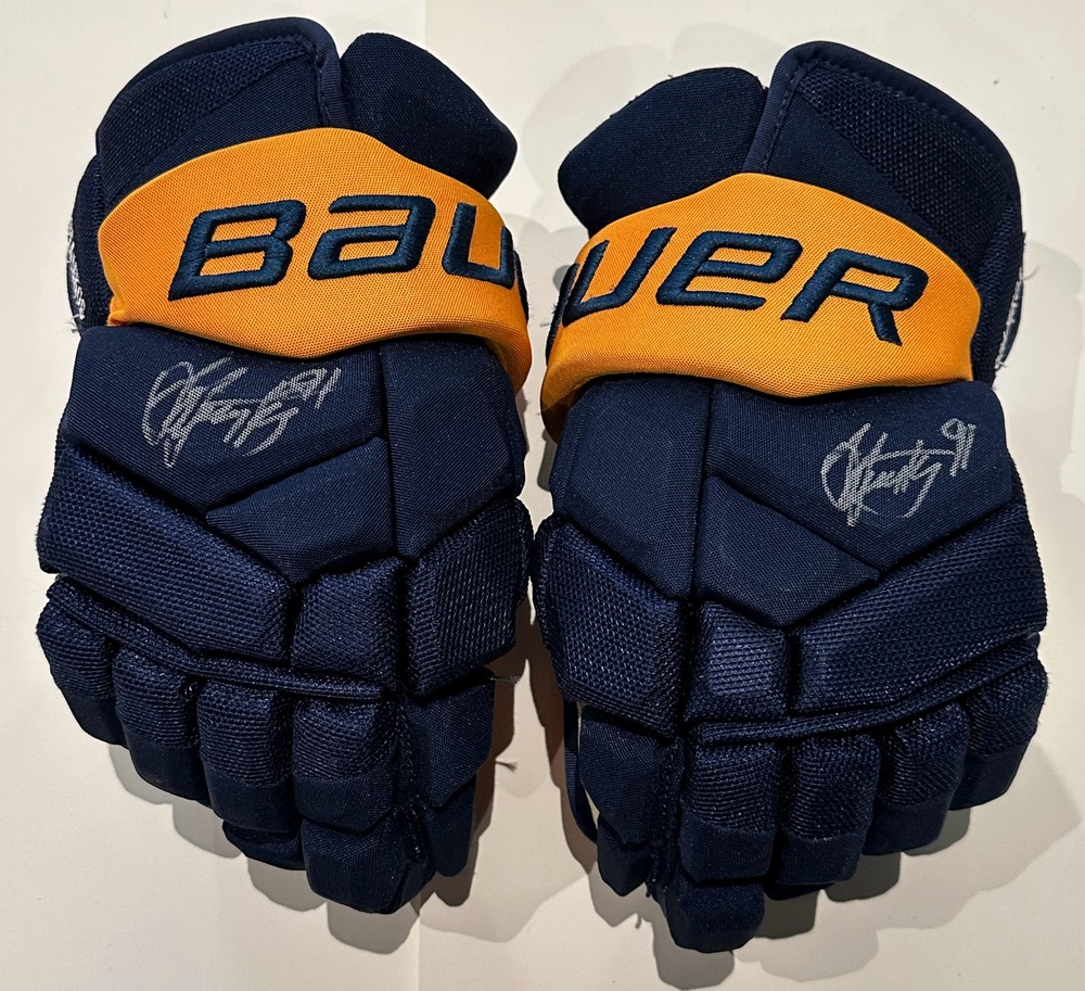 #91 Steven Stamkos Game Used Gloves - Nashville Predators