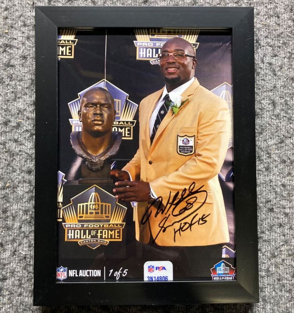 Sneaker – quarter viewrow pages_container mx-auto