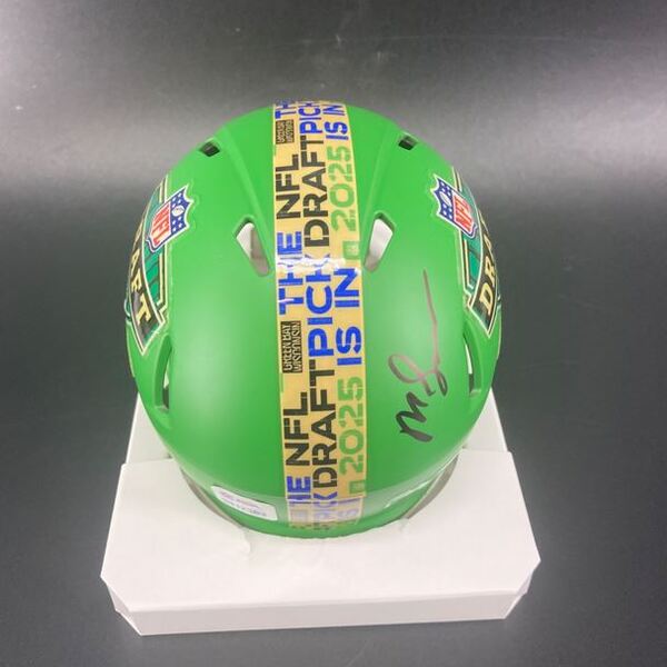 NFL - Ravens Malaki Starks Signed NFL Draft Mini Helmet