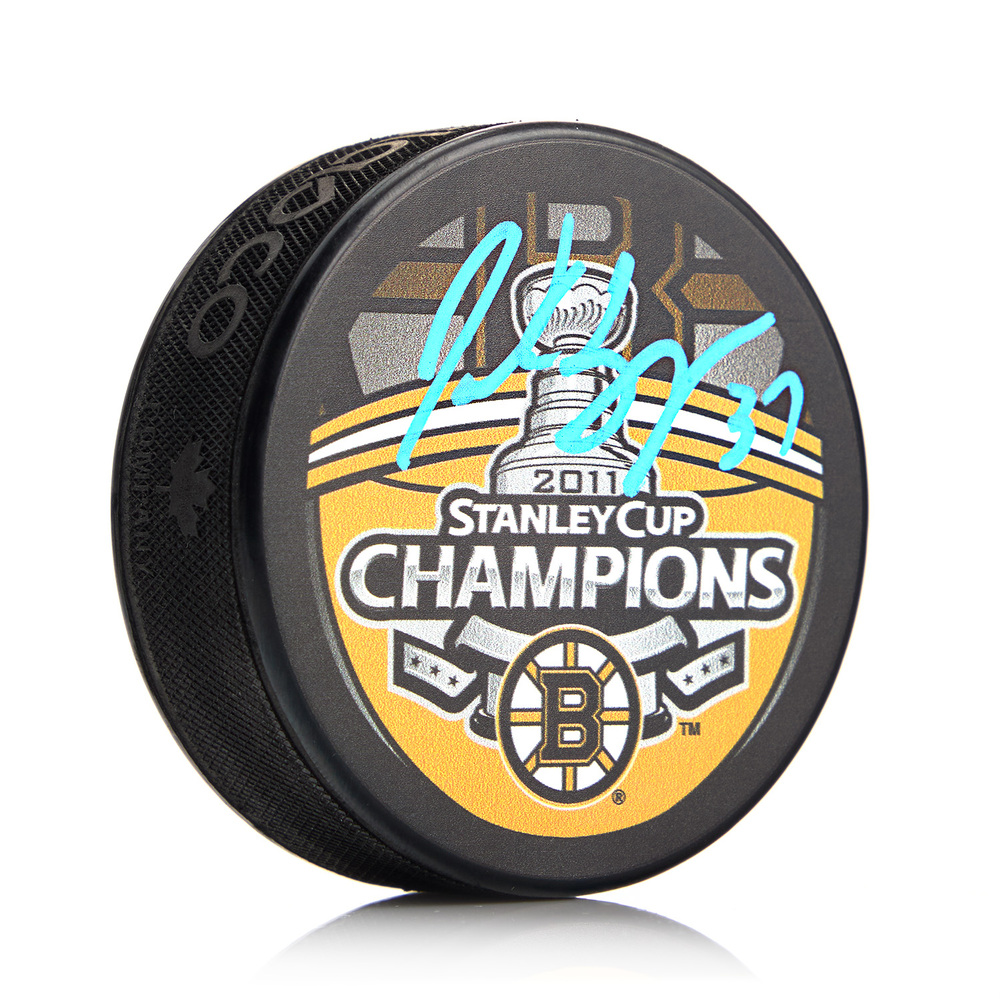 Patrice Bergeron Signed Boston Bruins 2011 Stanley Cup Puck