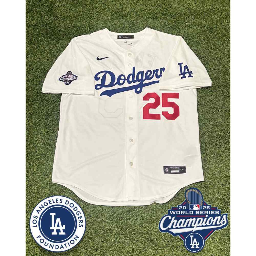 2026 Tommy Edman Autographed and MLB Authenticated Jersey - Size L
