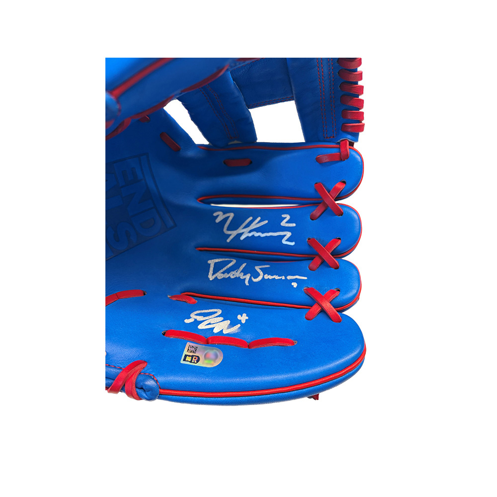 【中古】 The Unraveling Ails Fielding Glove - Autographed by Nico Hoerner, Dansby Swanson and