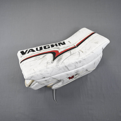 Image of Kinkaid, Keith<br>Vaughn V6 Blocker<br>New Jersey Devils<br>2018-19<br>#1