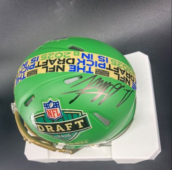 NFL - Bengals Shemar Stewart Signed NFL Draft Mini Helmet
