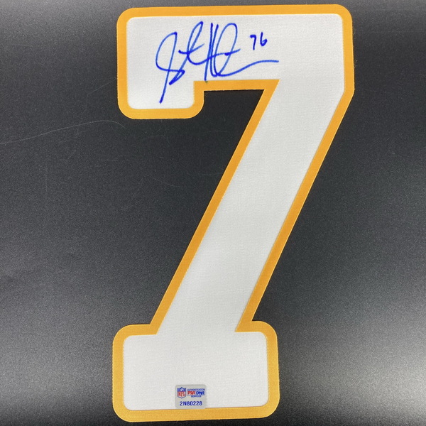 NFL - Vikings Steve Hutchinson Signed Jersey Number