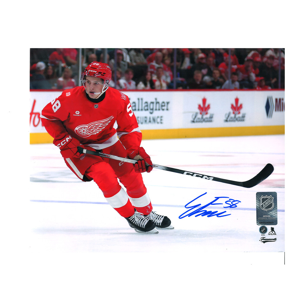 EMMITT FINNIE Signed Detroit Red Wings 8 X 10 Photo - 70061
