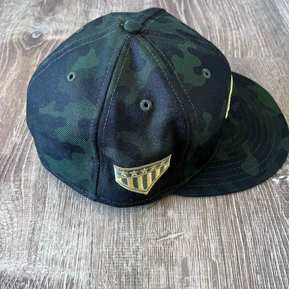 UMPS CARE AUCTION MLB Specialty CamoStyle Umpire Field Cap Size 7 1/2