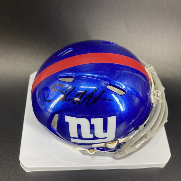 NFL - Giants Cam Skattabo Signed Mini Helmet
