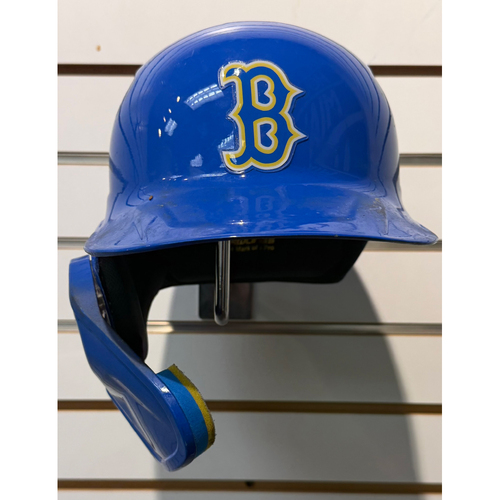 Game-Used or Autographed All auctions | MLB Auctions