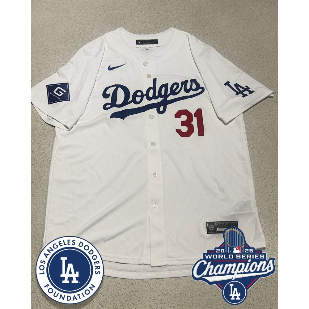 Tyler Glasnow MLB Authenticated Autographed 2026 Dodgerfest Worn
