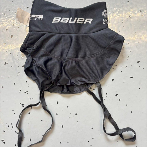 NWT Bauer NLP23 Cut Resistant Bibbed Neck Guard