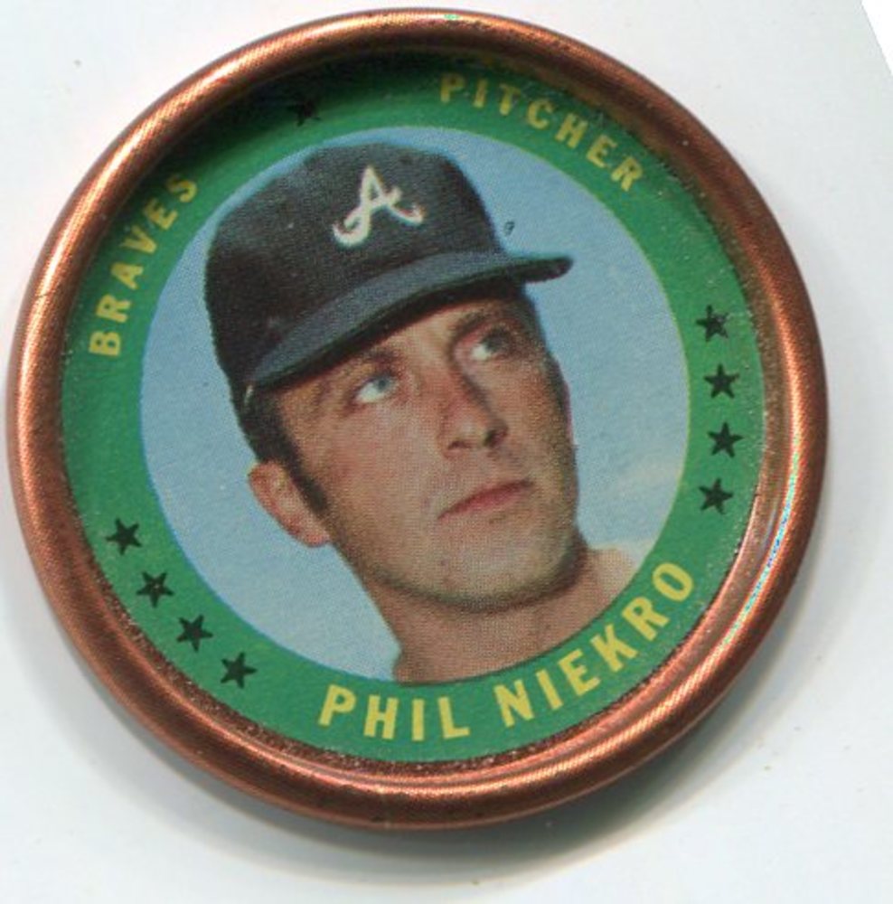 1971 Topps Coins #37 Phil Niekro