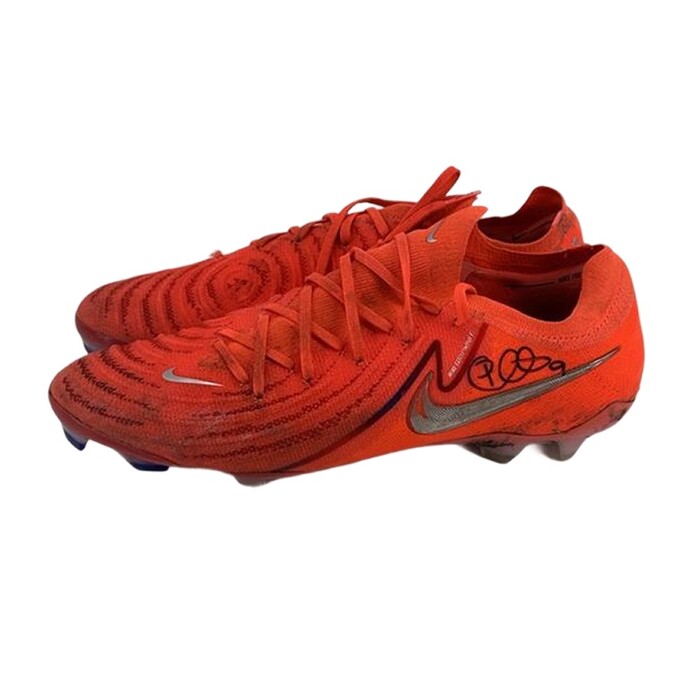 Photo of Patrick Cripps 2024 Carlton Signed Match-Worn Boots