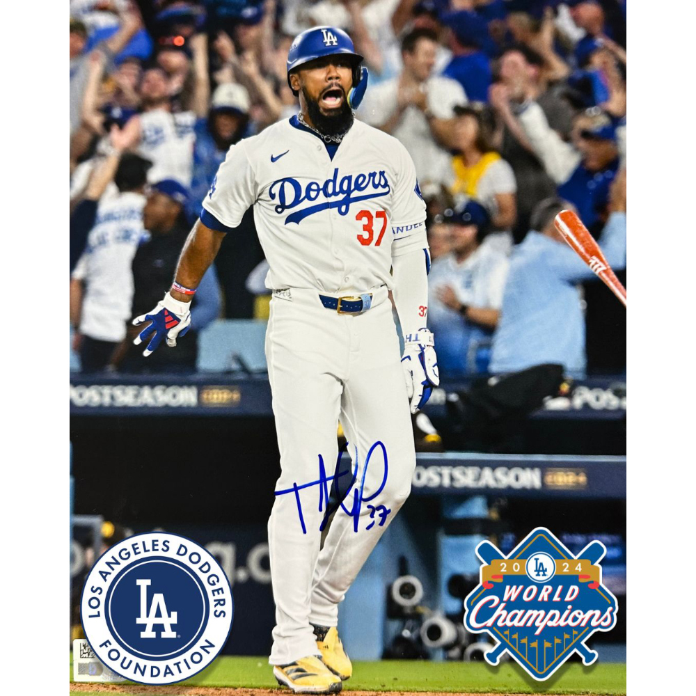 Teoscar Hernández 2025 Autographed and Authenticated Photo