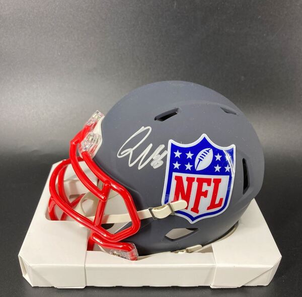 NFL - Colts Quenton Nelson Signed Blue NFL Shield Mini Helmet