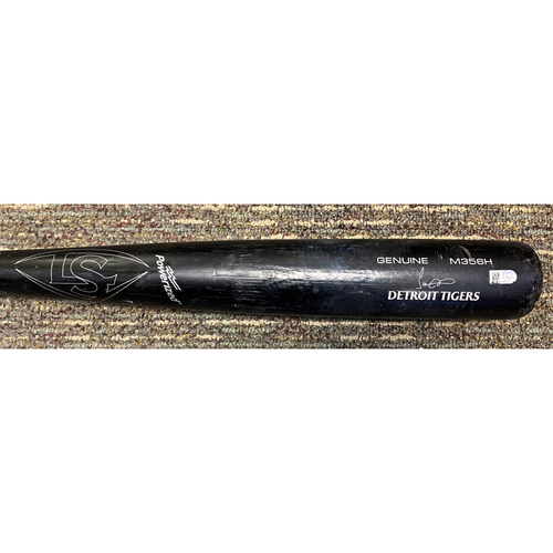 Photo of Jeimer Candelario Detroit Tigers Game-Used Cracked Bat (MLB AUTHENTICATED)