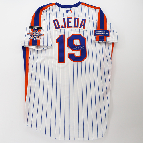 Game-Used or Autographed Autographed | MLB Auctions