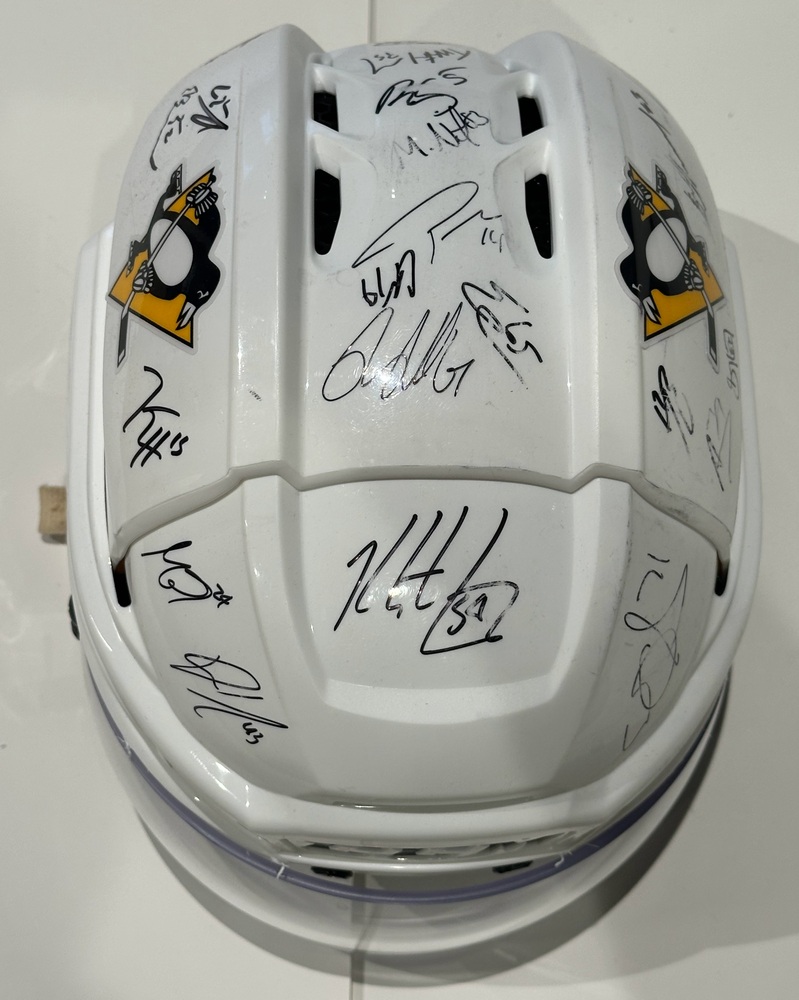 Pittsburgh Penguins Select Players Signed Helmet