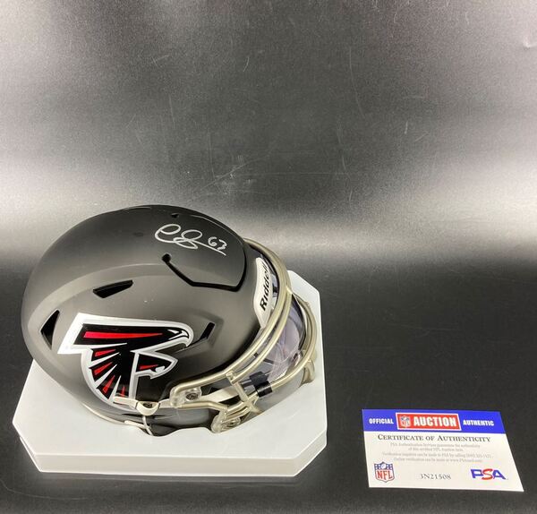 NFL - Falcons Chris Lindstrom Signed Mid-Size Helmet