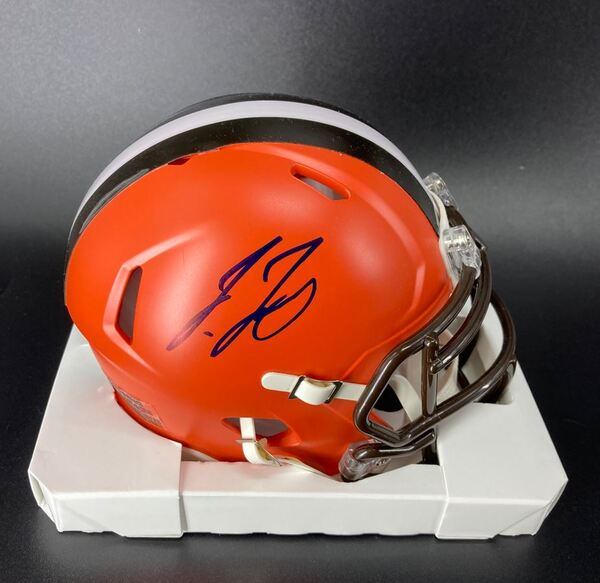 NFL - Browns Jerry Jeudy Signed Mini Helmet