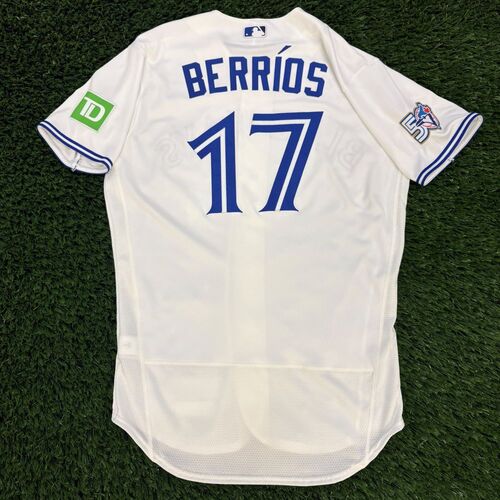 Game-Used or Autographed Autographed | MLB Auctions