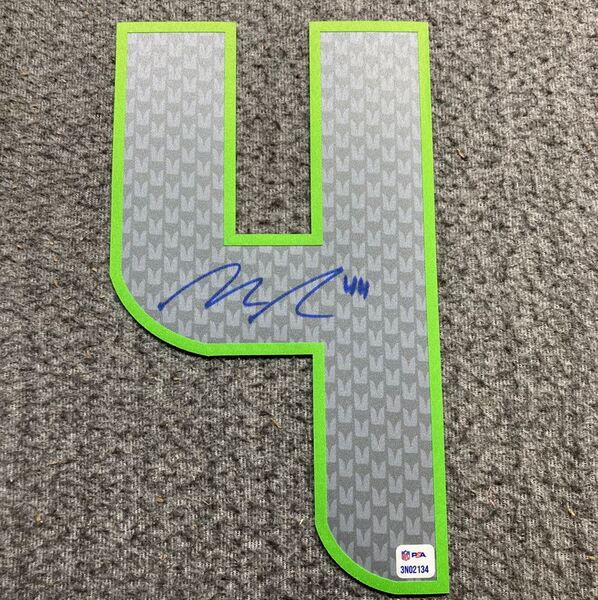NFL - Seahawks Nick Bellore Signed Jersey Number