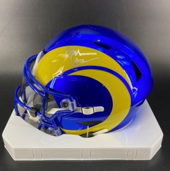 NFL - Rams Byron Young Signed Mid Size Helmet