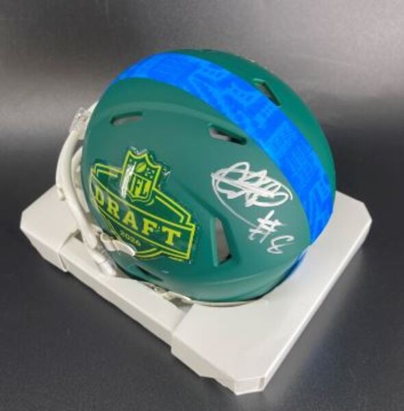 NFL - Giants Colton Hood Signed NFL Draft Mini Helmet