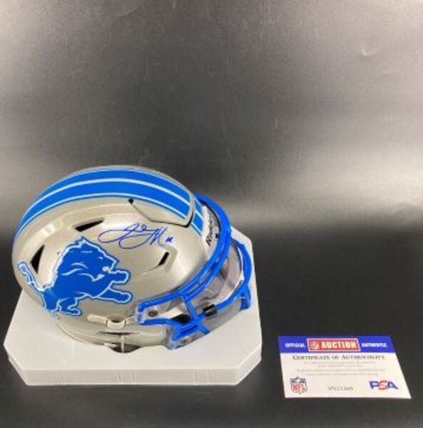 NFL - Lions Jared Goff Signed Mid Size Helmet