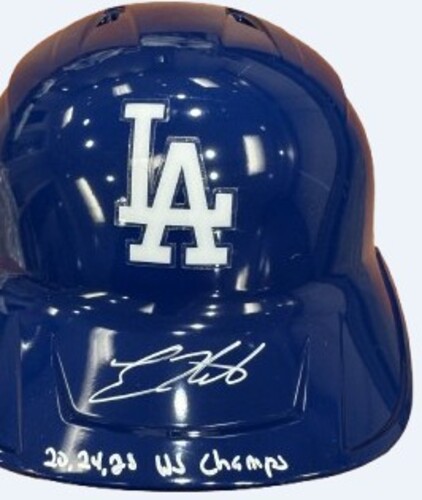 Game-Used or Autographed Kike Hernandez | MLB Auctions