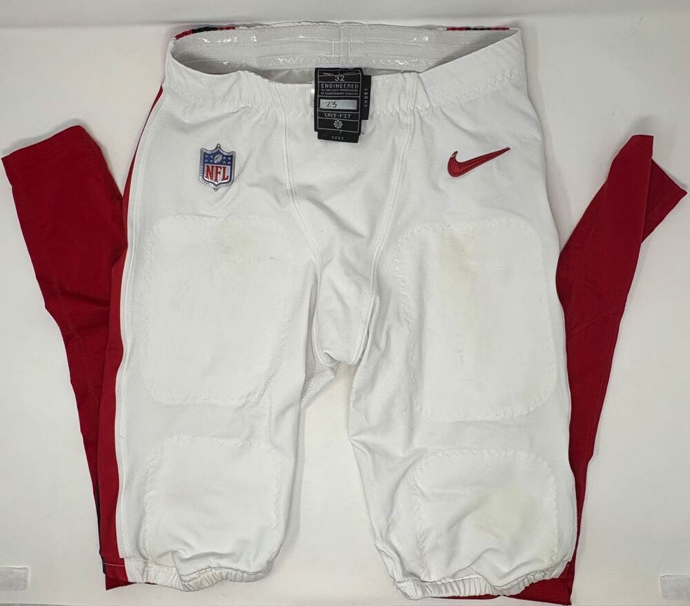 Sneaker – quarter viewrow pages_container mx-auto