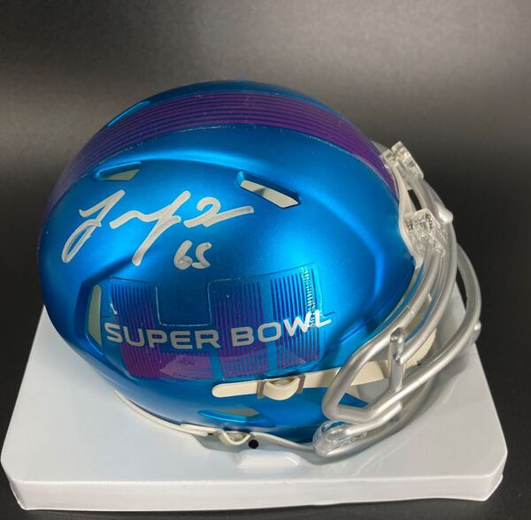 NFL - Eagles Lane Johnson Signed Super Bowl 52 Mini Helmet
