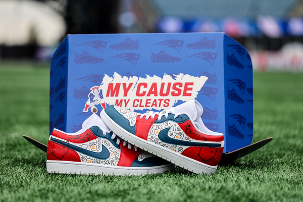 MCMC - Patriots Coach Riley Larkin Signed - Game Worn on the Sidelines 2...