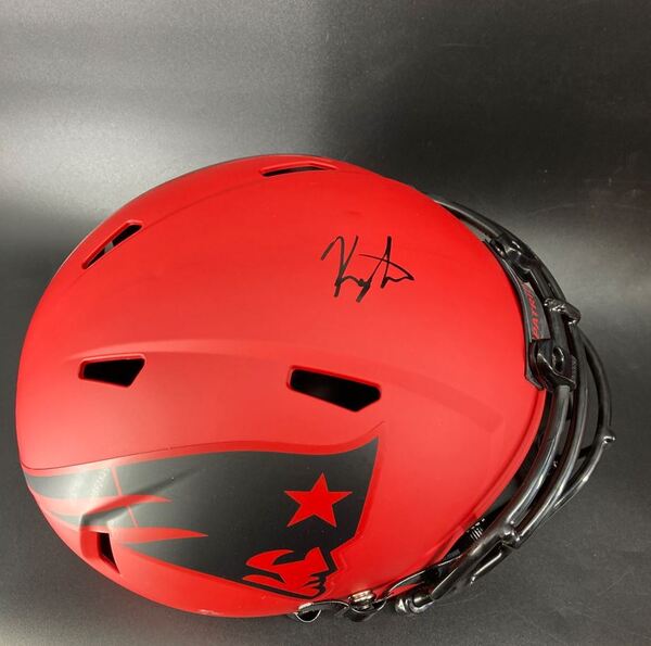 NFL - Patriots Kyle Williams Signed Rave Replica Speed Helmet