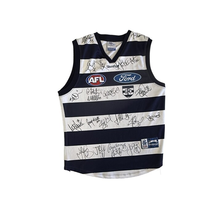 Photo of Geelong 2009 Premiers Team Signed Guernsey