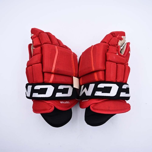 Image of Cotter, Paul<br>CCM HG97 Gloves<br>New Jersey Devils<br>2025-26<br>#47
