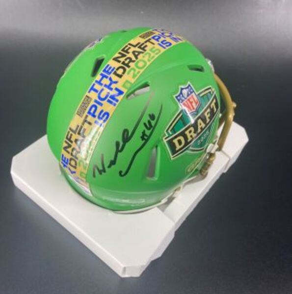 NFL - Patriots Will Campbell Signed NFL Draft Mini Helmet