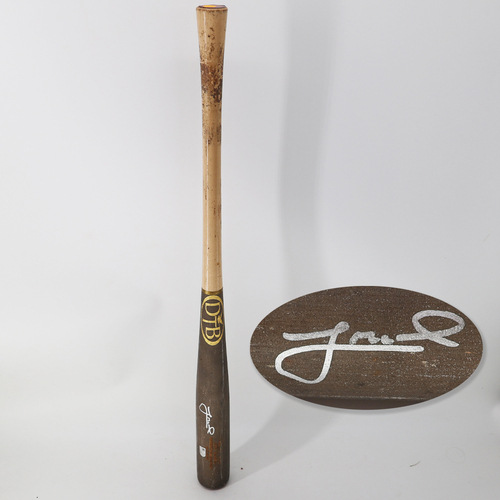 Game-Used or Autographed Jeff McNeil | MLB Auctions