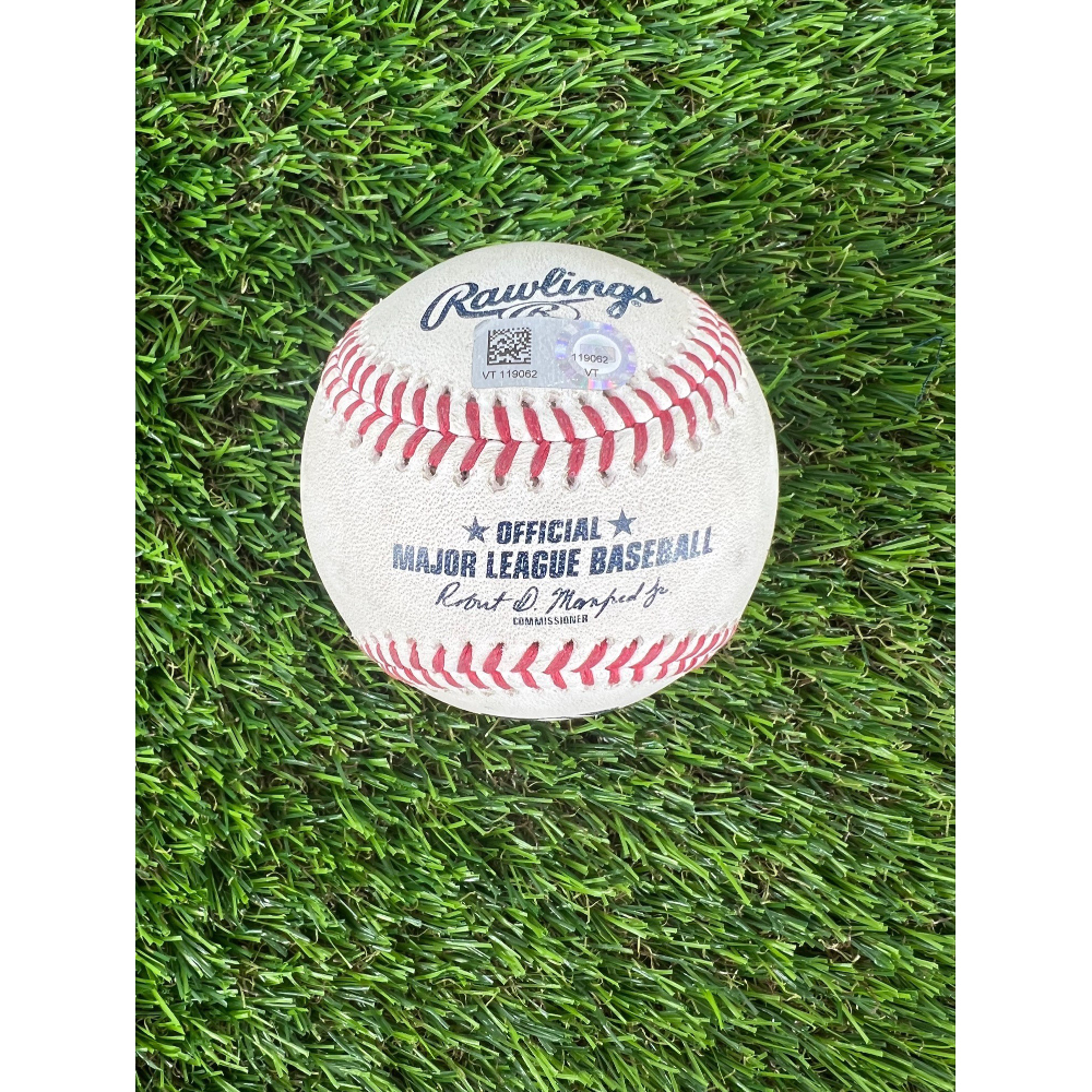 6/8/22 vs. PHI Houser-Realmuto: Single | Milwaukee Brewers Auctions