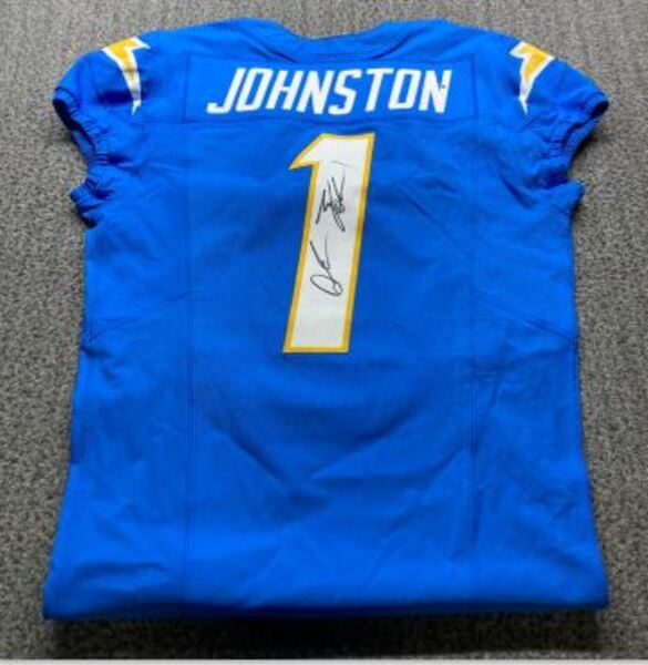 Crucial Catch - Chargers Quentin Johnston Signed Game Worn Jersey (10/5/...