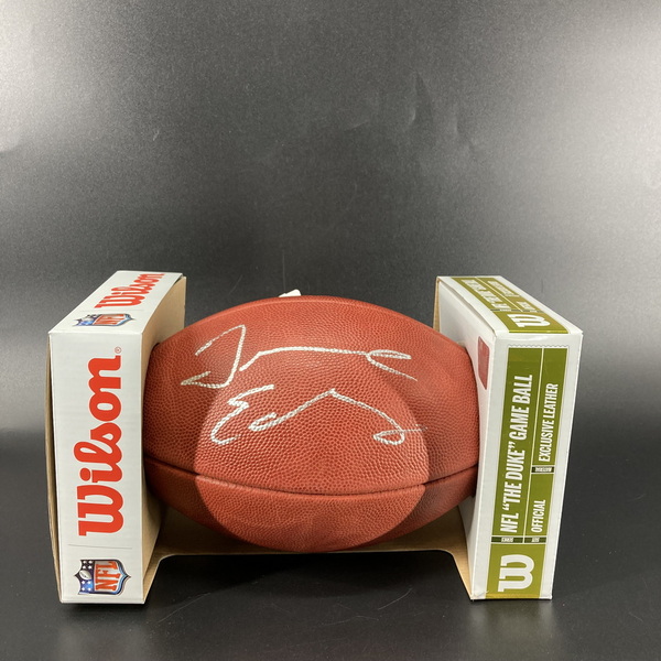 NFL - Bears Tremaine Edmunds Signed Authentic Football