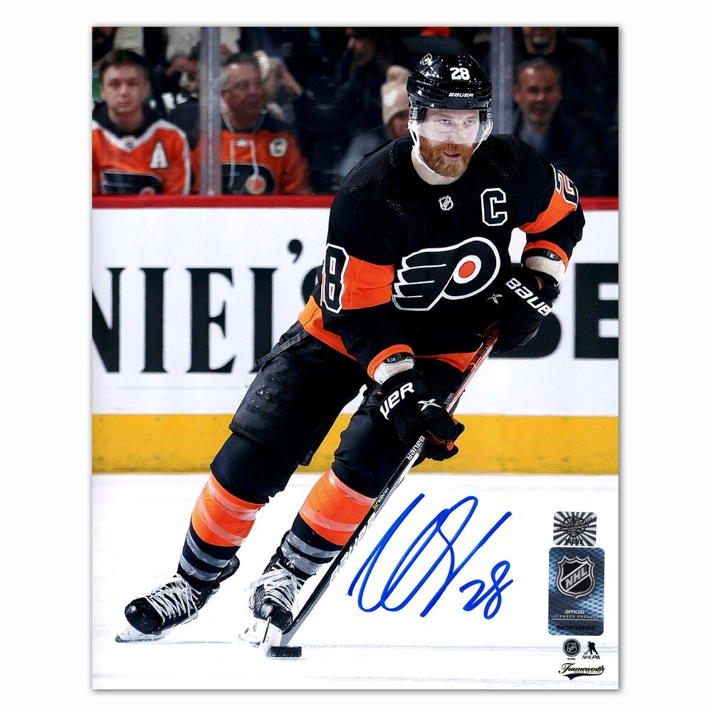 Claude Giroux Autographed Philadelphia Flyers Alternate 8x10 Photo