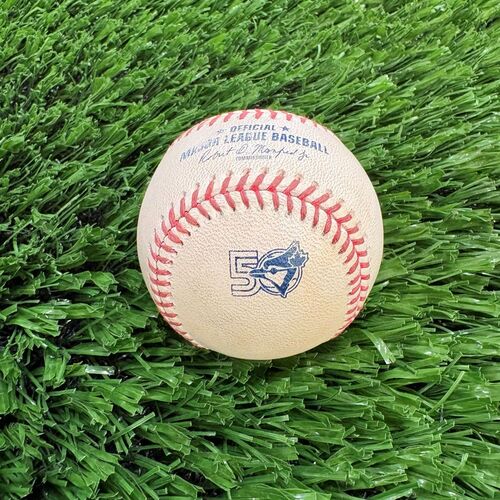Game-Used or Autographed Caps | MLB Auctions