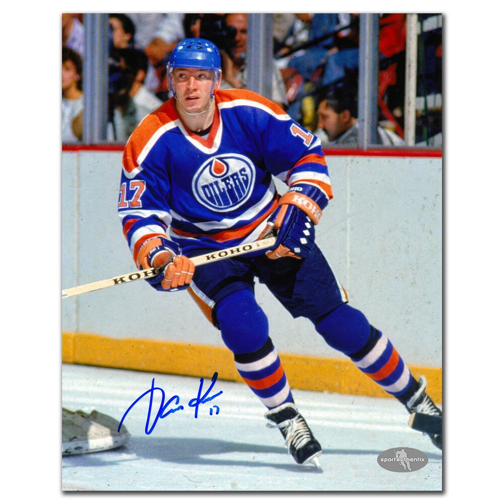 Jari Kurri Edmonton Oilers Action Autographed 8x10